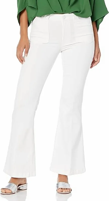 Genevieve Petite Flare Jeans In White