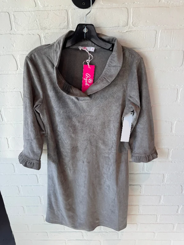 Dress Casual Short By Aryeh In Grey, Size: S