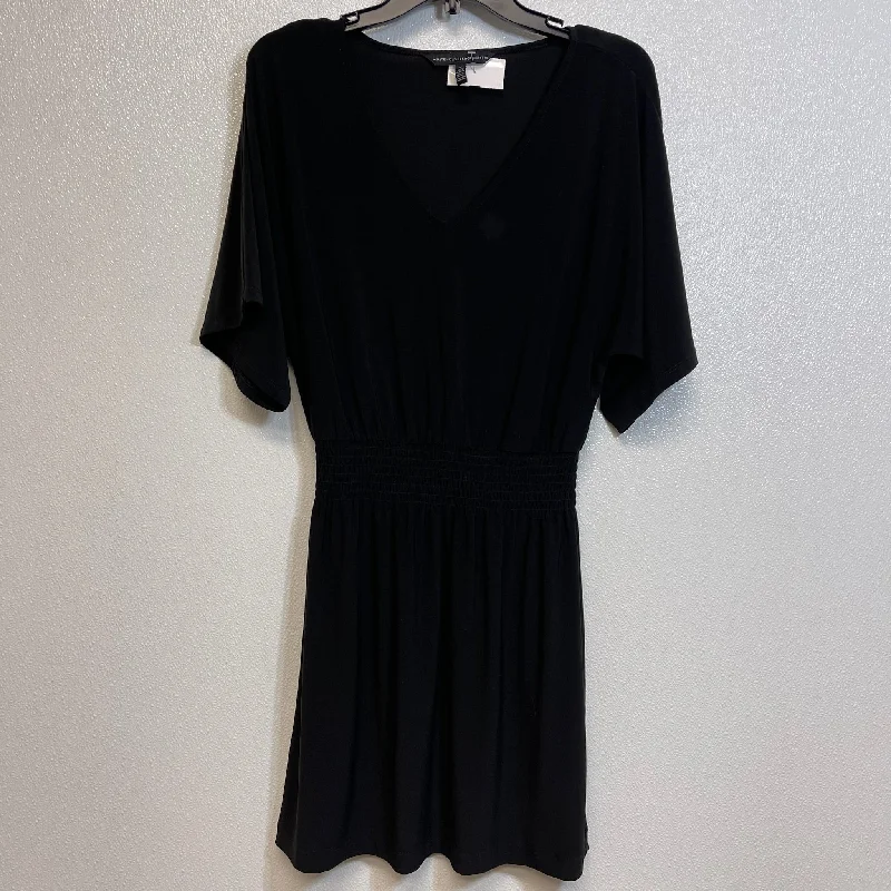 Dress Casual Short By White House Black Market O In Black, Size: S